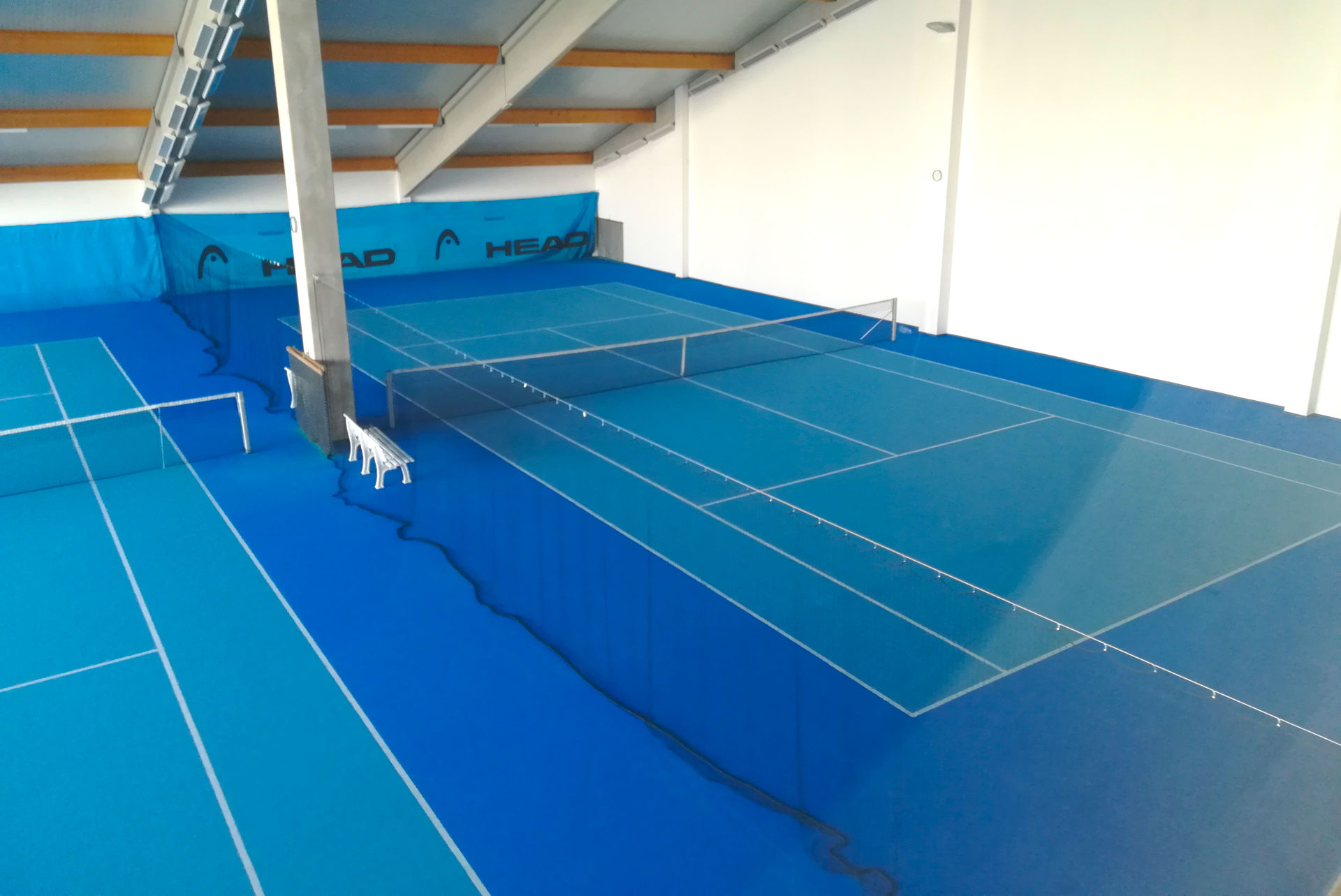 Tennisplatz mit Teppichbelag 2